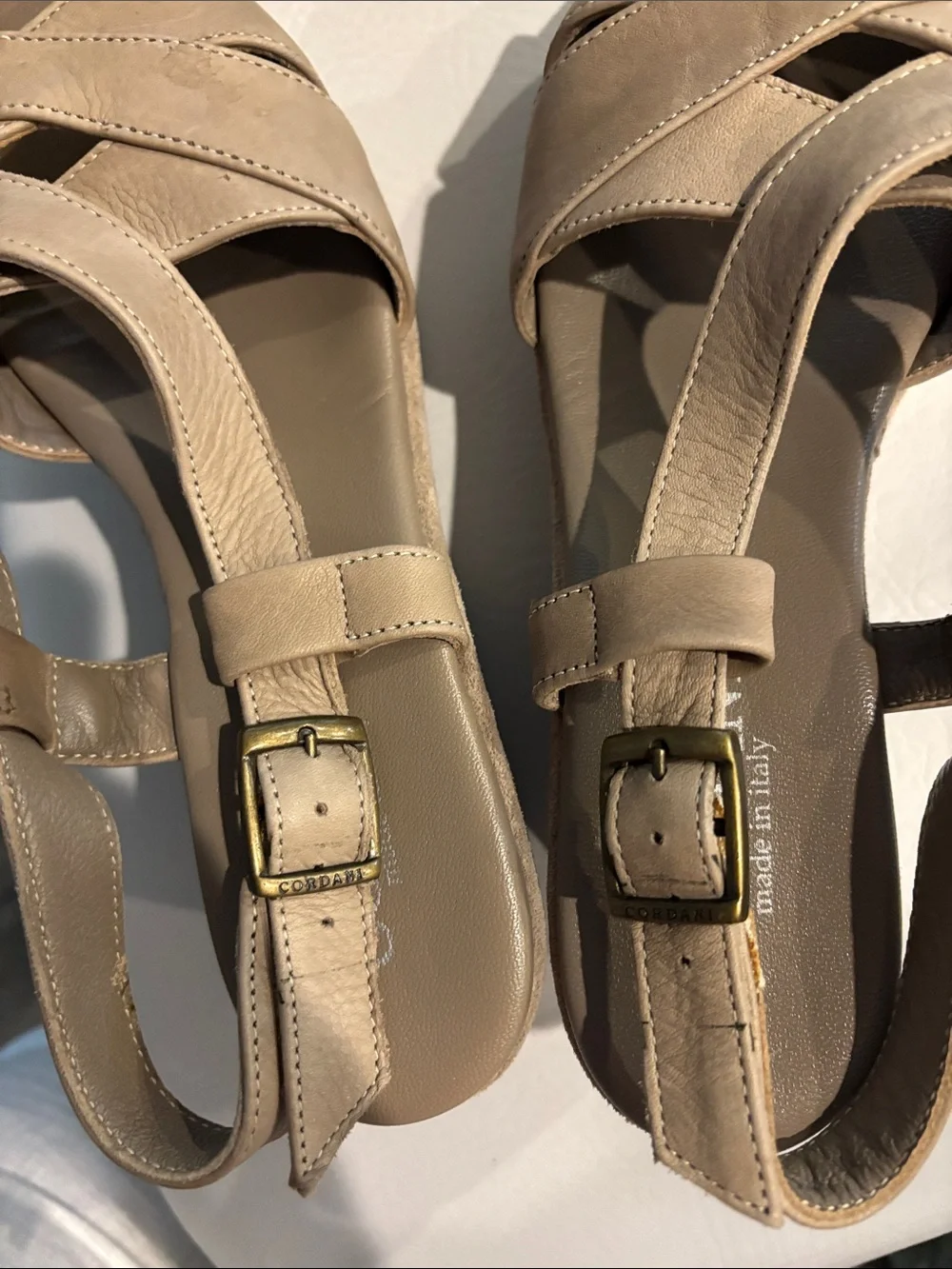 Cordani Leather Taupe  Platform Sandals size 41 or size 10.  Paid $195 Preowned